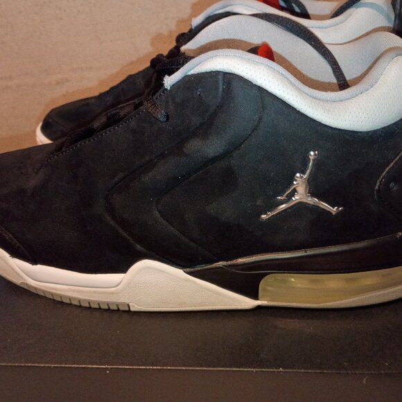 EXTREMELY RARE BIG FUND JORDANS SIZE 9 RV 6273-001 - ONLY WORN ONCE WITH BOX ! - Picture 1 of 14